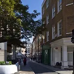 Fantastic 1 Bedroom Flat Leicester Square West End